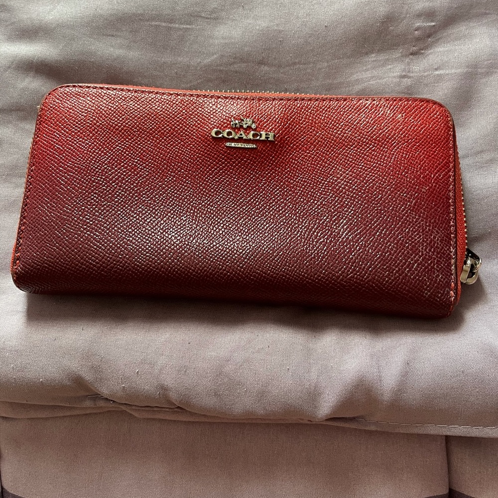 Gently used Coach wallet - Picture 1 of 5